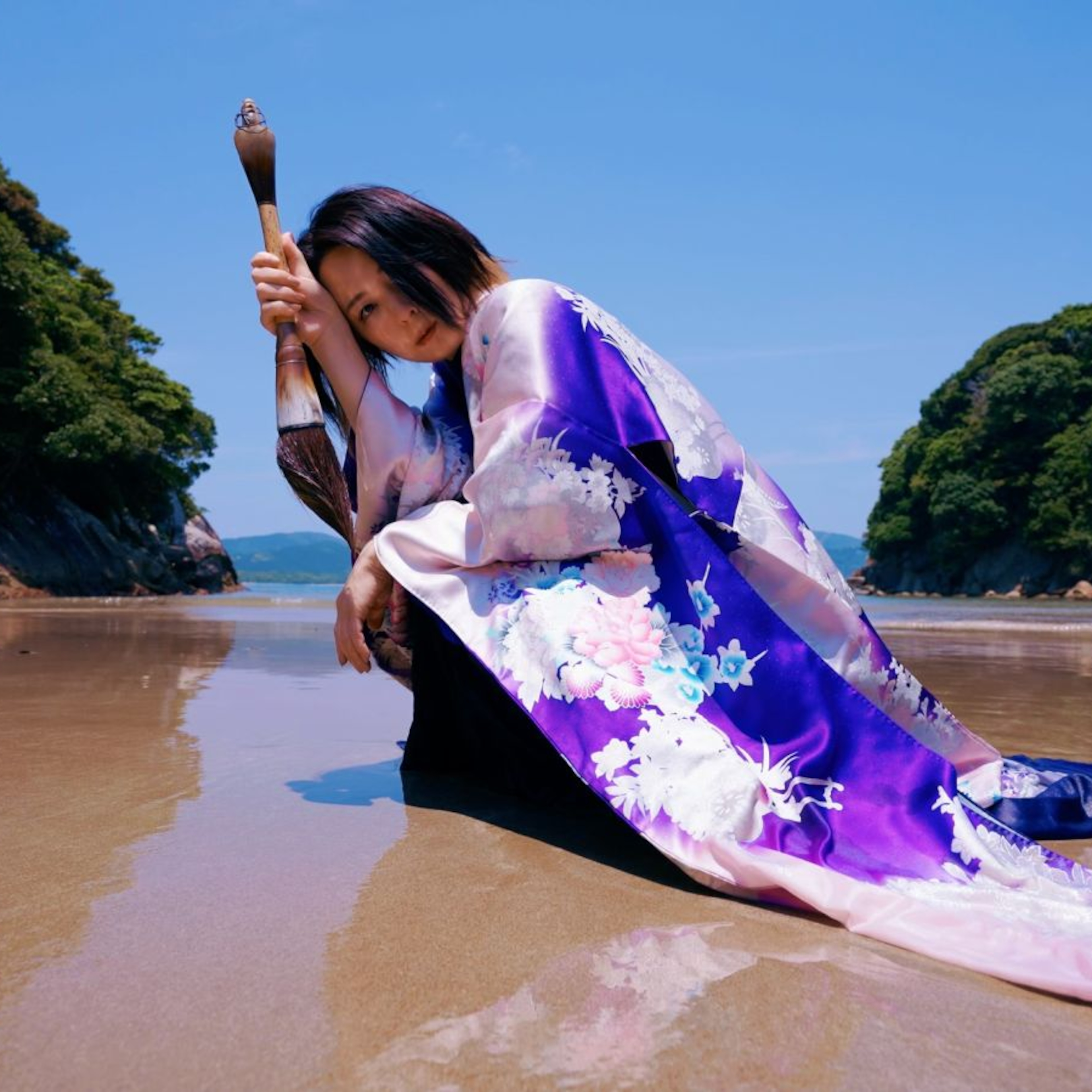Calligrapher Mihô